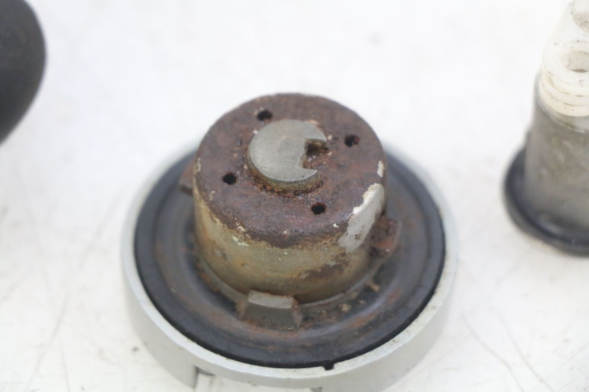 photo de NEIMAN SLOT EN SLEUTEL SET BAOTIAN BT 49 QT-9 50 (2006 - 2010) - Technische close-up