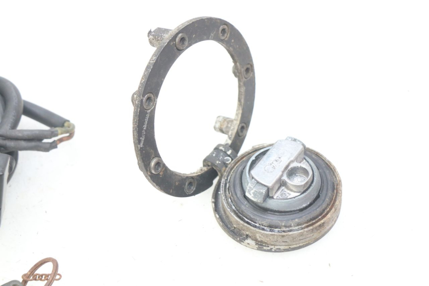 photo de NEIMAN SLOT EN SLEUTEL SET HONDA CBR RR FIREBLADE 900 (1992 - 1994) - Kenmerkende details