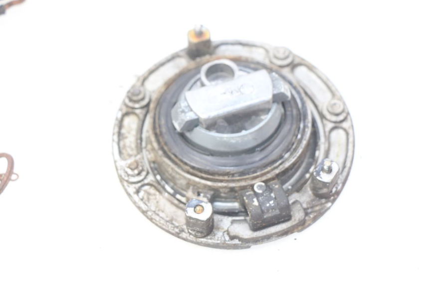 photo de NEIMAN SLOT EN SLEUTEL SET HONDA CBR RR FIREBLADE 900 (1992 - 1994) - Zoom op componenten