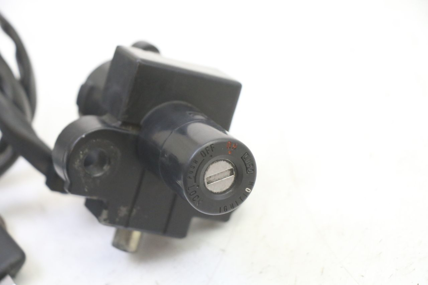 photo de NEIMAN SLOT EN SLEUTEL SET HONDA CBR RR FIREBLADE 900 (1992 - 1994) - Technische close-up