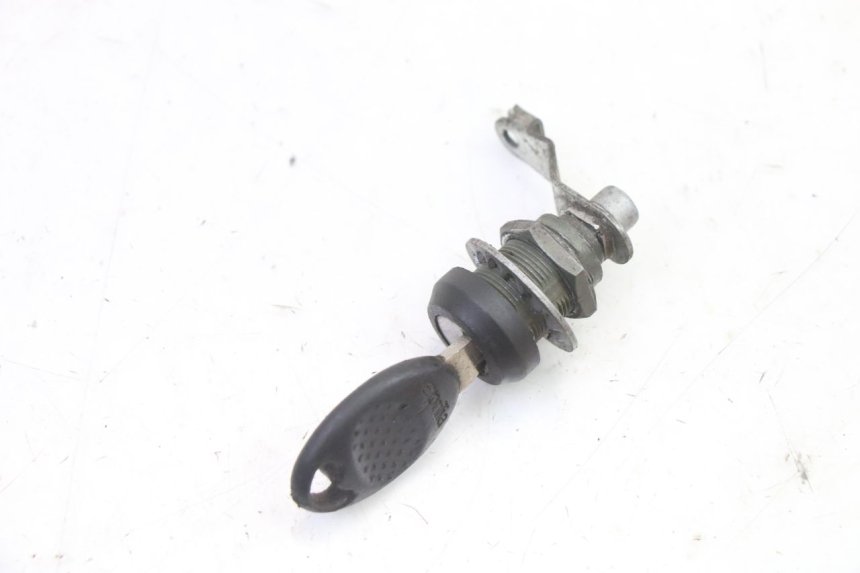 photo de NEIMAN SLOT EN SLEUTEL SET APRILIA CLASSIC 125 (1995 - 2001) - Kenmerkende details