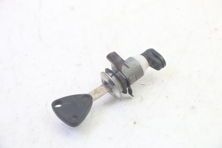 photo de NEIMAN SLOT EN SLEUTEL SET LONGJIA DIGITA 4T 50 (2019 - 2022) - Kenmerkende details