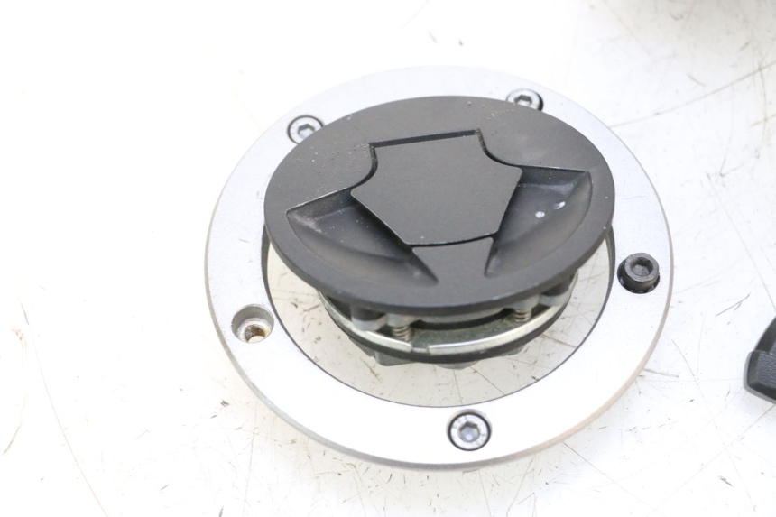 photo de SLOTSET MET ONTSLUITINGSLEUTEL KAWASAKI ER-6 ER6 F ABS 650 (2012 - 2016) - Productaanzicht