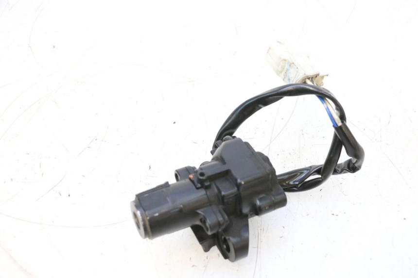 photo de SLOTSET MET ONTSLUITINGSLEUTEL KAWASAKI ER-6 ER6 F ABS 650 (2012 - 2016) - Andere kijkhoek