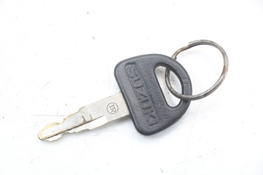 photo de NEIMAN SLOT EN SLEUTEL SET SUZUKI GSX E 250 (1982 - 1983) - Zoom op gebruiksstaat