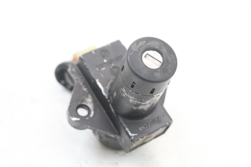 photo de NEIMAN SLOT EN SLEUTEL SET SUZUKI GSX E 250 (1982 - 1983) - Staat van het oppervlak