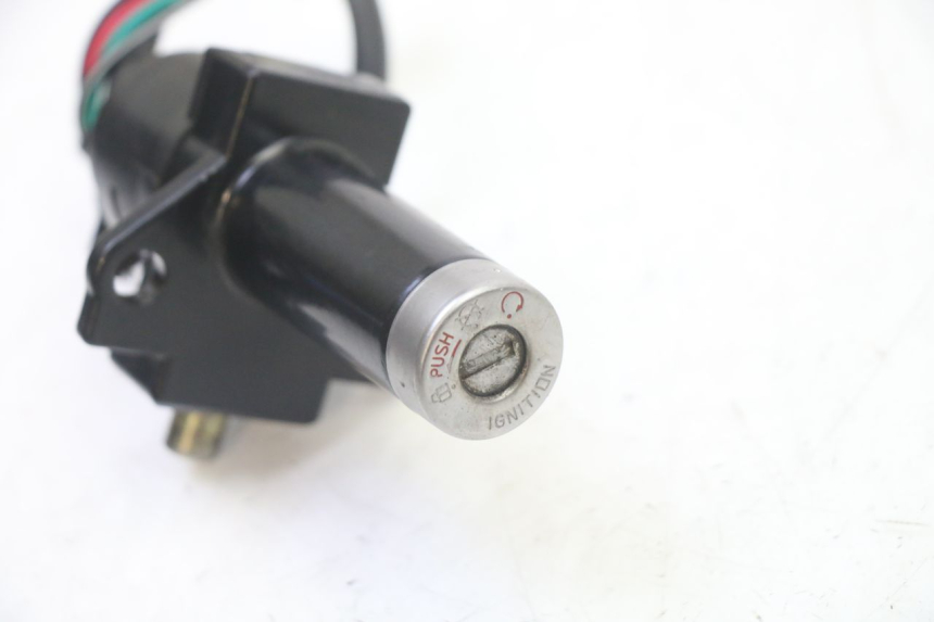 photo de NEIMAN SLOT EN SLEUTEL SET KIDEN KD125-G 125 (2018 - 2022) - Zoom op gebruiksstaat