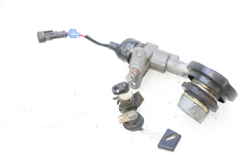 photo de SLOTSET ONTSLUITINGSLEUTEL KEEWAY MATRIX RX9 125 (2006 - 2007) - Detail van het onderdeel