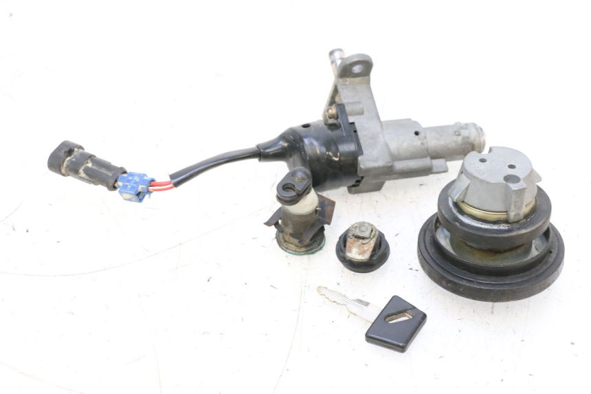 photo de SLOTSET ONTSLUITINGSLEUTEL KEEWAY MATRIX RX9 125 (2006 - 2007) - Gecontroleerd onderdeel