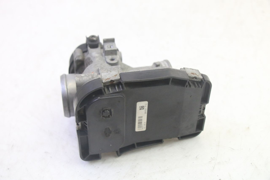 photo de NEIMAN SLOT EN SLEUTEL SET PIAGGIO MP3 HPE 350 (2018 - 2020) - Alternatieve hoek