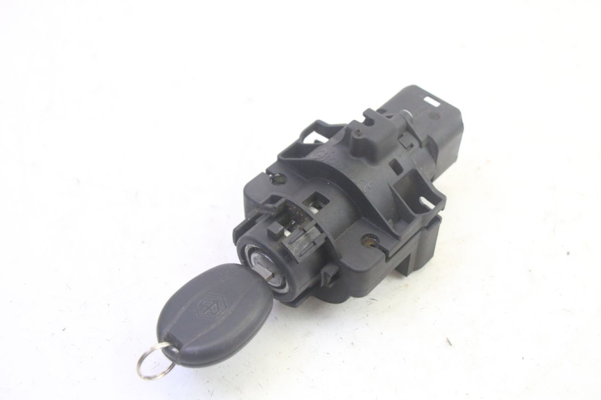 photo de NEIMAN SLOT EN SLEUTEL SET PIAGGIO MP3 HPE 350 (2018 - 2020) - Overzicht