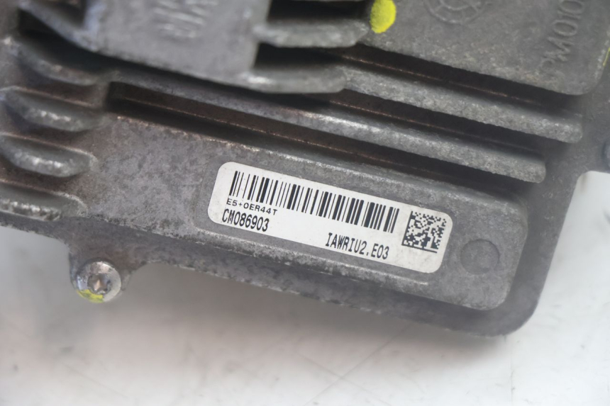 photo de SLOTSET ONTSLUITINGSSLEUTEL PIAGGIO MP3 500 (2016 - 2018) - Focus op structuur