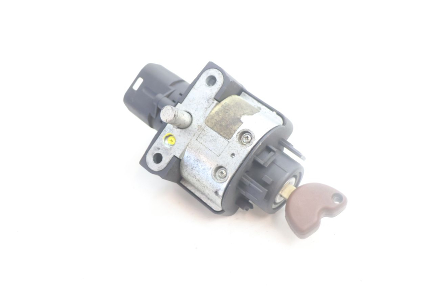 photo de SLOTSET ONTSLUITINGSSLEUTEL PIAGGIO MP3 500 (2016 - 2018) - Technische close-up