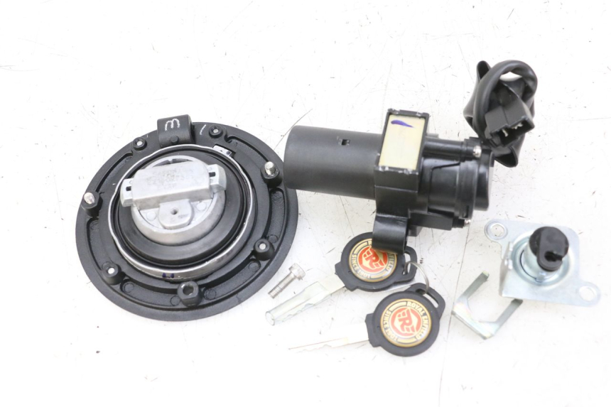 photo de NEIMAN SLOT EN SLEUTEL SET ROYAL ENFIELD SCRAM 411 (2022 - 2024) - Zoom op gebruiksstaat