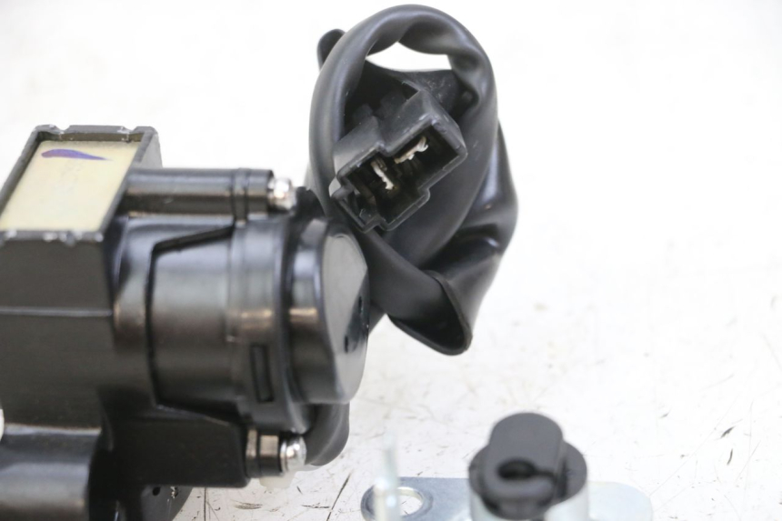 photo de NEIMAN SLOT EN SLEUTEL SET ROYAL ENFIELD SCRAM 411 (2022 - 2024) - Technische close-up