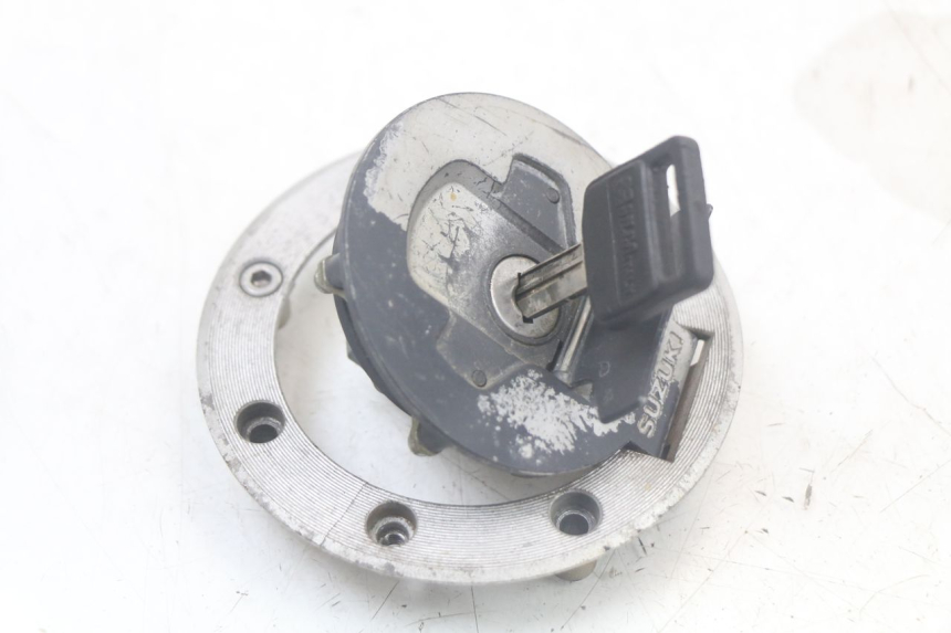 photo de NEIMAN SLOTSET MET SLEUTEL SUZUKI SV N 650 (1999 - 2002) - Kenmerkende details