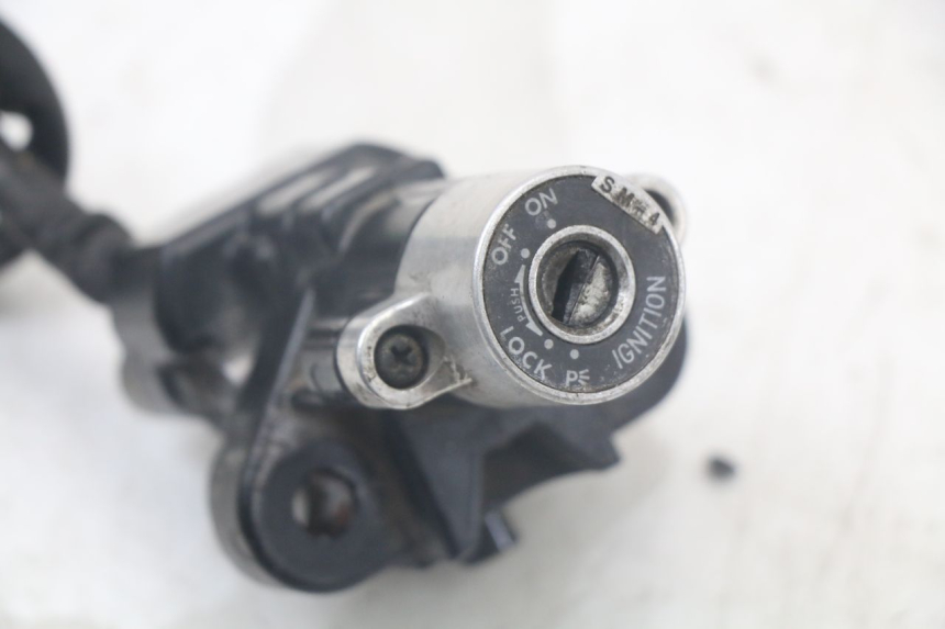 photo de NEIMAN SLOTSET MET SLEUTEL SUZUKI SV N 650 (1999 - 2002) - Overzicht