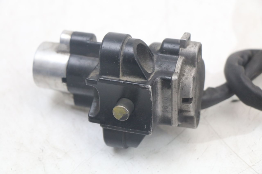 photo de NEIMAN SLOTSET MET SLEUTEL SUZUKI SV N 650 (1999 - 2002) - Gecontroleerd onderdeel