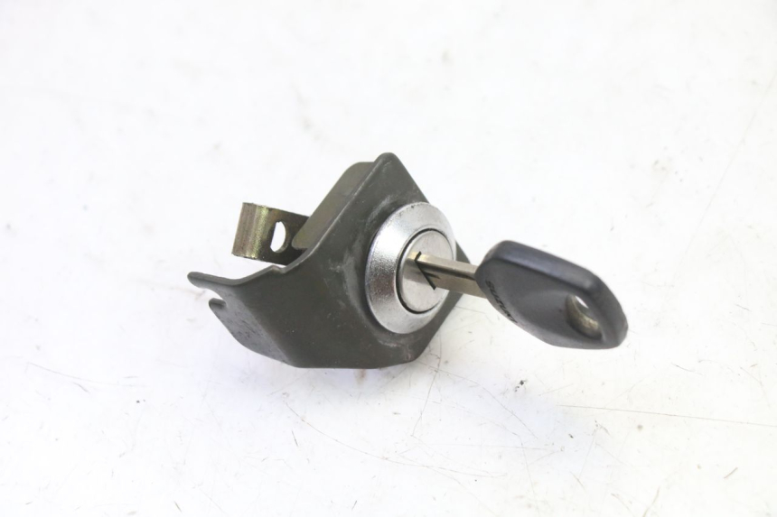photo de NEIMAN SLOT EN SLEUTEL SET SUZUKI SV S 650 (2003 - 2009) - Detailaanzicht