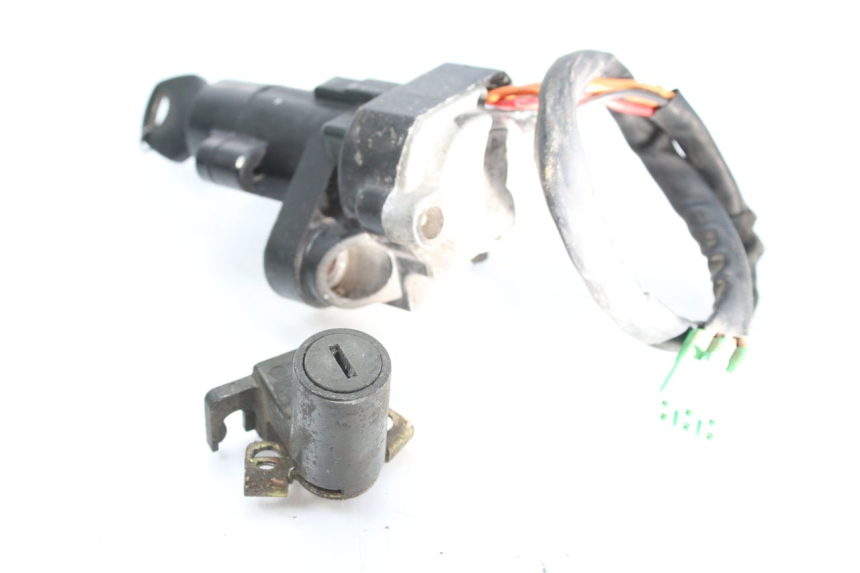 photo de NEIMAN SLOT EN SLEUTEL SET SUZUKI TLS TL S 1000 (1997 - 2001) - Staat van het oppervlak