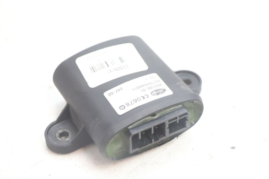 photo de SLOTSET ONTSLUITINGSLEUTEL PEUGEOT VIVACITY 100 (1999 - 2008) - Kenmerkende details