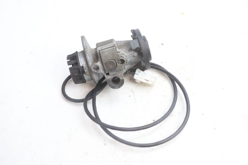 photo de SLOTSET ONTSLUITINGSLEUTEL PEUGEOT VIVACITY 100 (1999 - 2008) - Overzicht