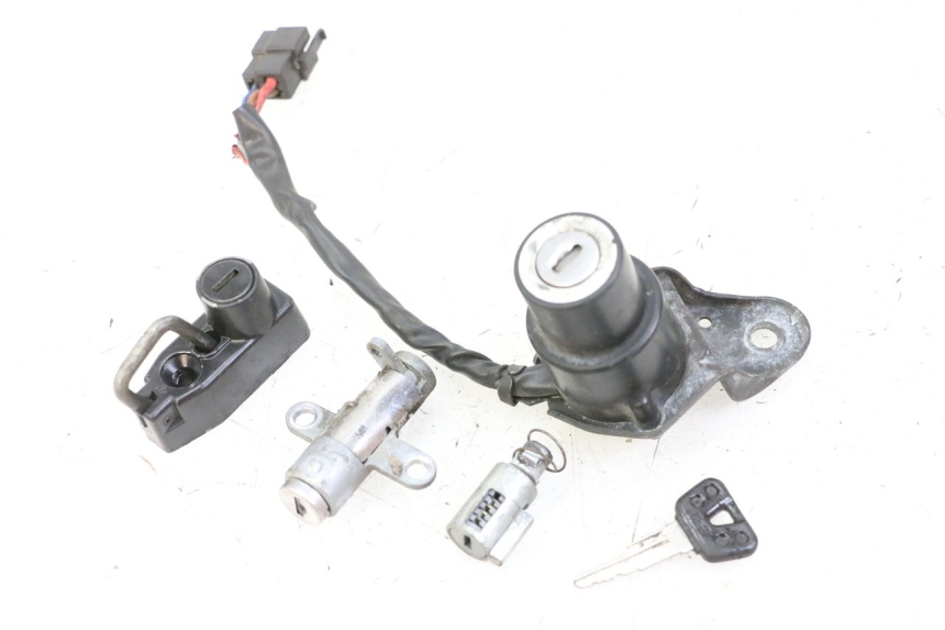 photo de NEIMAN SLOT EN SLEUTEL SET YAMAHA XV VIRAGO 535 (1988 - 2004) - Hoofdaanzicht