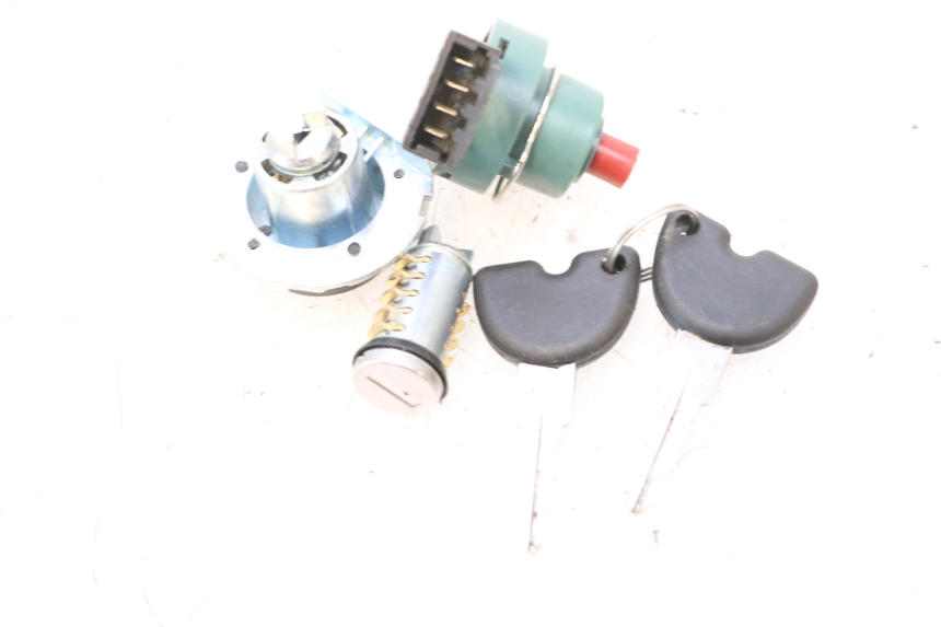 photo de SLOTSET SLEUTEL NEIMAN PIAGGIO ZIP 4T 50 (2018 - 2020) - Gecontroleerd onderdeel