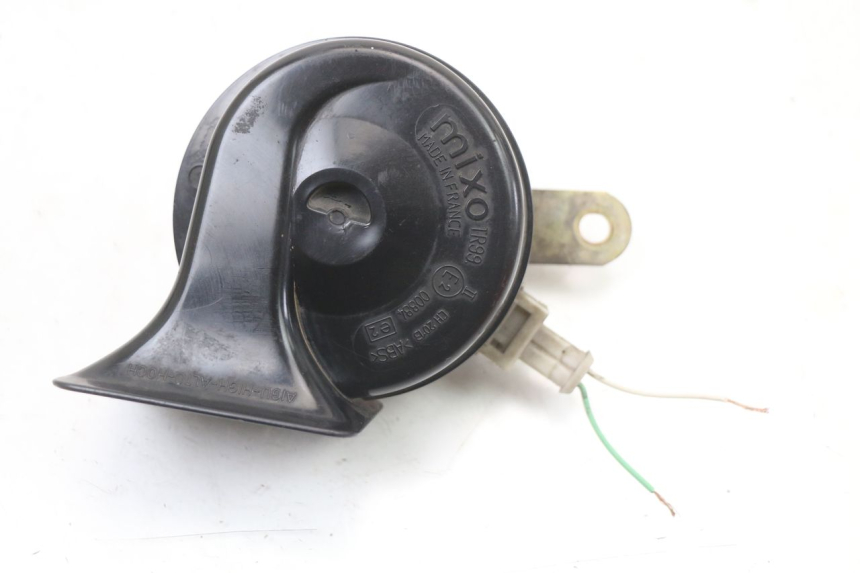 photo de TOETER YAMAHA TDR DELTABOX 125 (1997 - 2003) - Hoofdaanzicht