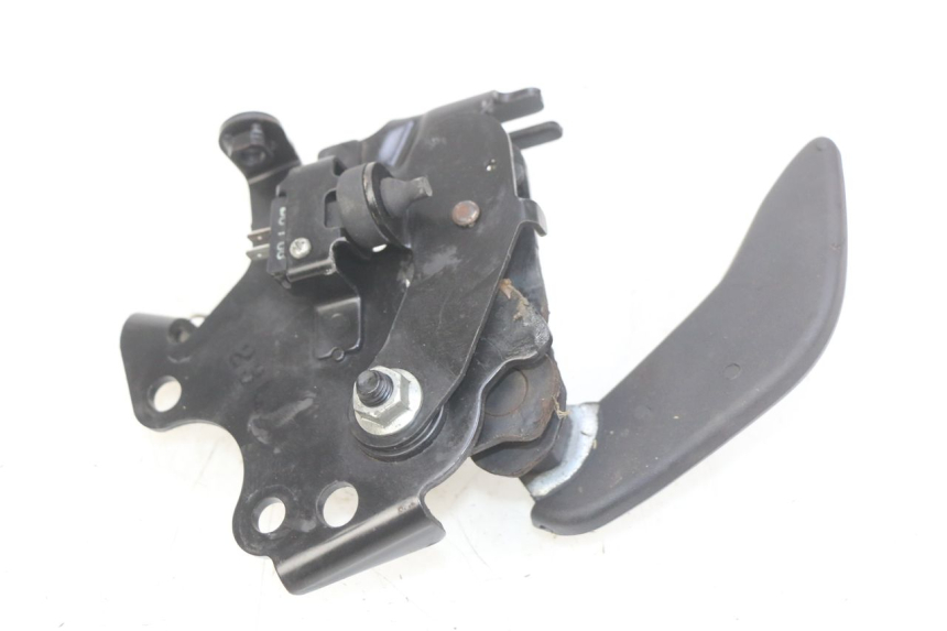 photo de PARKERINGSREMMHEVEL HONDA FJS SILVERWING SILVER WING 400 (2009 - 2016) - Andere kijkhoek