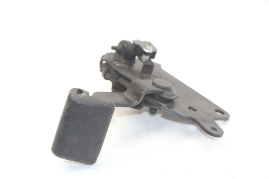 photo de PARKERINGSREMMHEVEL HONDA INTEGRA NC D 750 (2016 - 2018) - Detail van het onderdeel