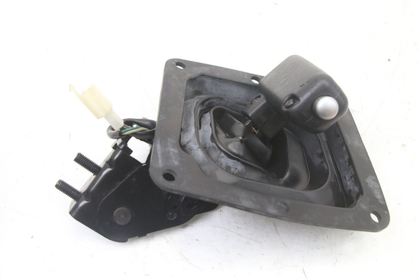 photo de PARKERINGSREMMHEVEL KYMCO XCITING 500 (2007 - 2010) - Hoofdaanzicht