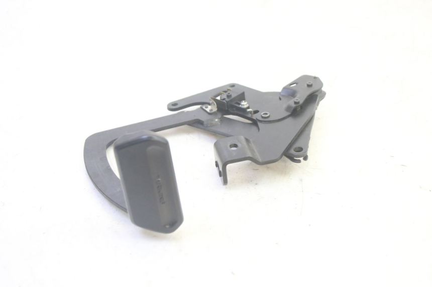 photo de PARKERINGSREMMHEVEL YAMAHA TRICITY 300 (2020 - 2024) - Technische close-up