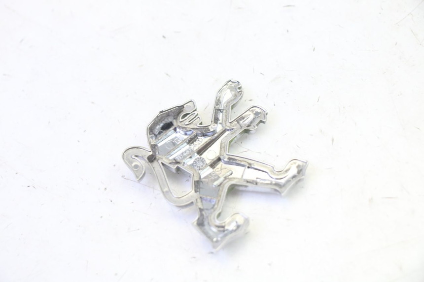 photo de MERKLOGO PEUGEOT ELYSTAR 50 (2002 - 2014) - Zoom op gebruiksstaat