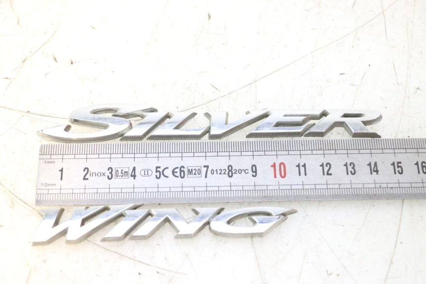 photo de MERKLOGO HONDA FJS SILVER WING SILVERWING 400 (2005 - 2008) - Detail van het onderdeel