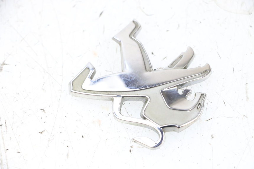 photo de MERKLOGO PEUGEOT KISBEE 2T 50 (2010 - 2017) - Andere kijkhoek