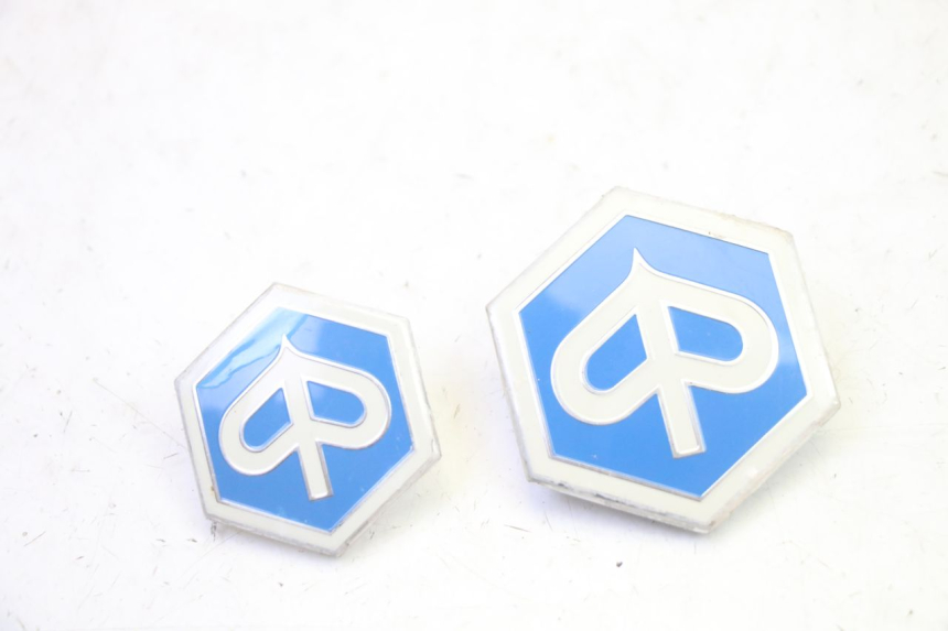 photo de MERKLOGO PIAGGIO MP3 RL 250 (2006 - 2010) - Hoofdaanzicht