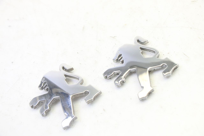 photo de MERKLOGO PEUGEOT SATELIS 125 (2006 - 2009) - Hoofdaanzicht