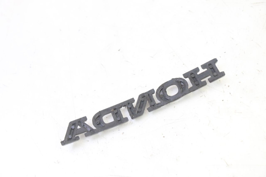 photo de MERKLOGO HONDA ST PAN EUROPEAN 1300 (2002 - 2013) - Zoom op gebruiksstaat