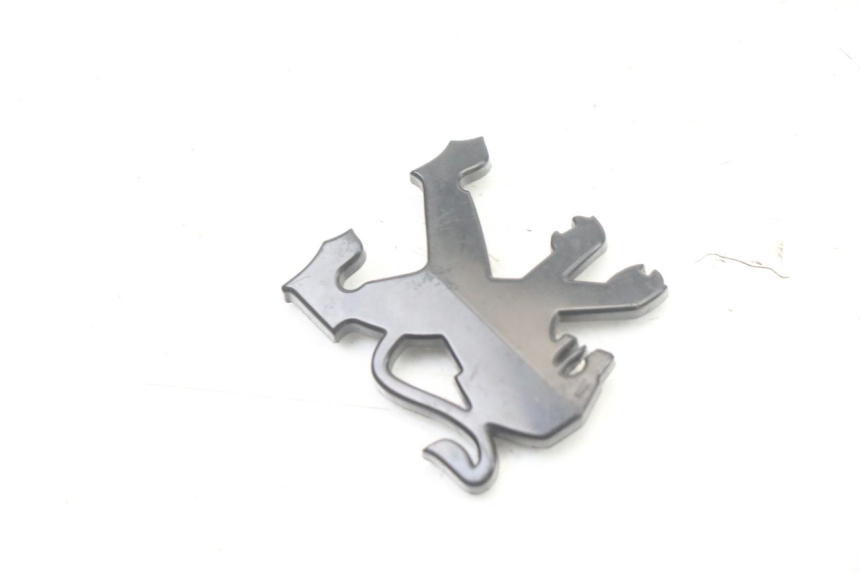 photo de MERKLOGO PEUGEOT TKR TREKKER FURIOUS 50 (2005 - 2014) - Detail van het onderdeel