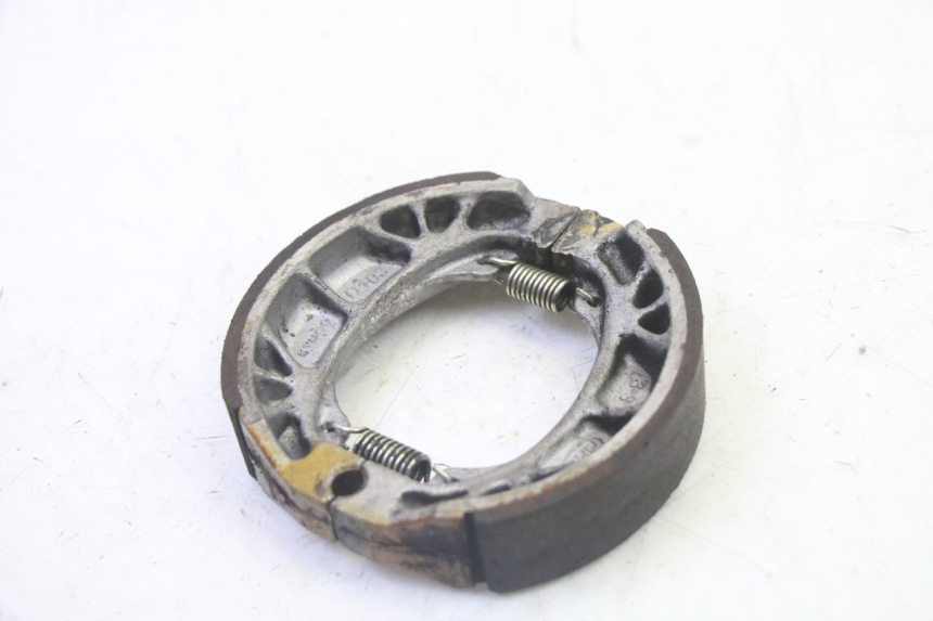 photo de REMSCHOEN KYMCO AGILITY NAKED RENOUVO 2T 50 (2011 - 2018) - Zoom op gebruiksstaat