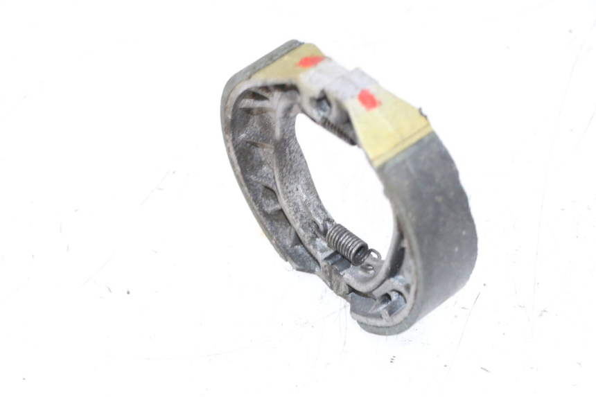 photo de REMSCHOEN PEUGEOT KISBEE 2T 50 (2010 - 2017) - Detail van het onderdeel