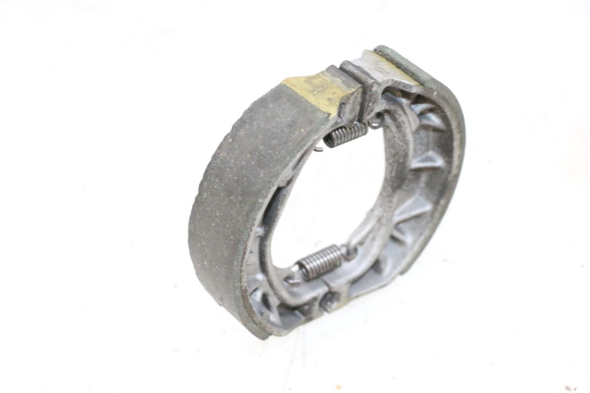 photo de REMSCHOEN PEUGEOT KISBEE 2T 50 (2010 - 2017) - Zoom op gebruiksstaat