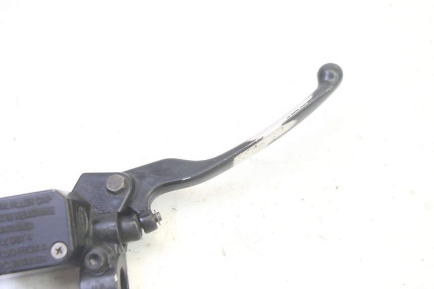 photo de VOORREM HOOFDREMSILINDER ADIVA AD3 300 (2014 - 2020) - Zoom op gebruiksstaat