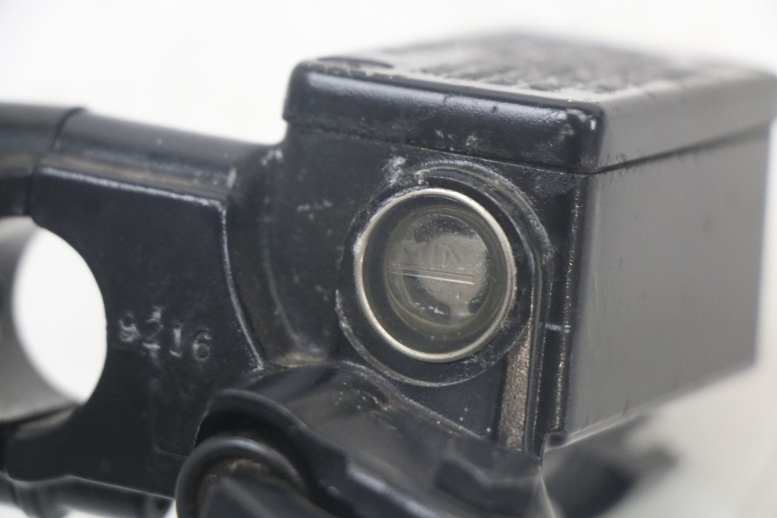 photo de VOORREM HOOFDREMSILINDER KYMCO AGILITY 4T 50 (2018 - 2022) - Bevestigingspunten