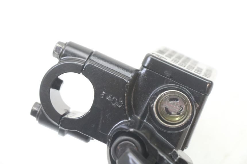 photo de VOORREM HOOFDREMSILINDER KYMCO AGILITY 4T 50 (2018 - 2022) - Technische close-up