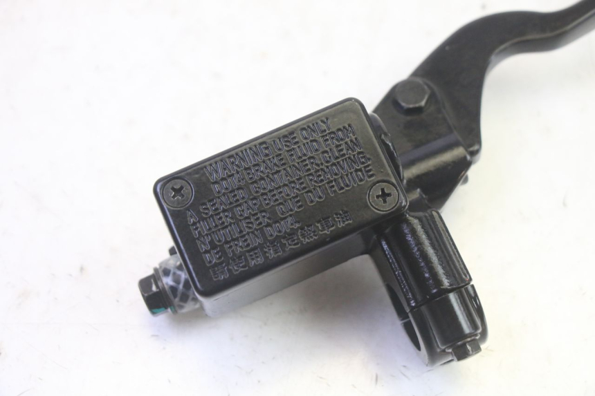 photo de VOORREM HOOFDREMSILINDER KYMCO AGILITY 4T 50 (2018 - 2022) - Detail van het onderdeel