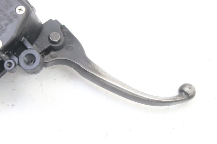 photo de VOORREM HOOFDREMSILINDER APRILIA ATLANTIC 125 (2003 - 2009) - Technische close-up