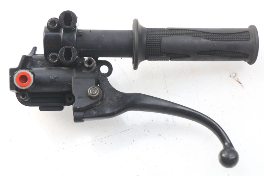 photo de VOORREM HOOFDREMSILINDER APRILIA ATLANTIC 125 (2003 - 2009) - Detail van het onderdeel