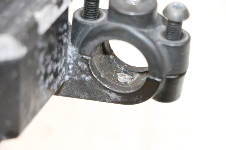 photo de VOORREMHOOFDREMSILINDER MBK BOOSTER SPIRIT NAKED 50 (2004 - 2017) - Zoom op gebruiksstaat